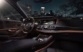 Khoang hạng nhất trên mặt đất